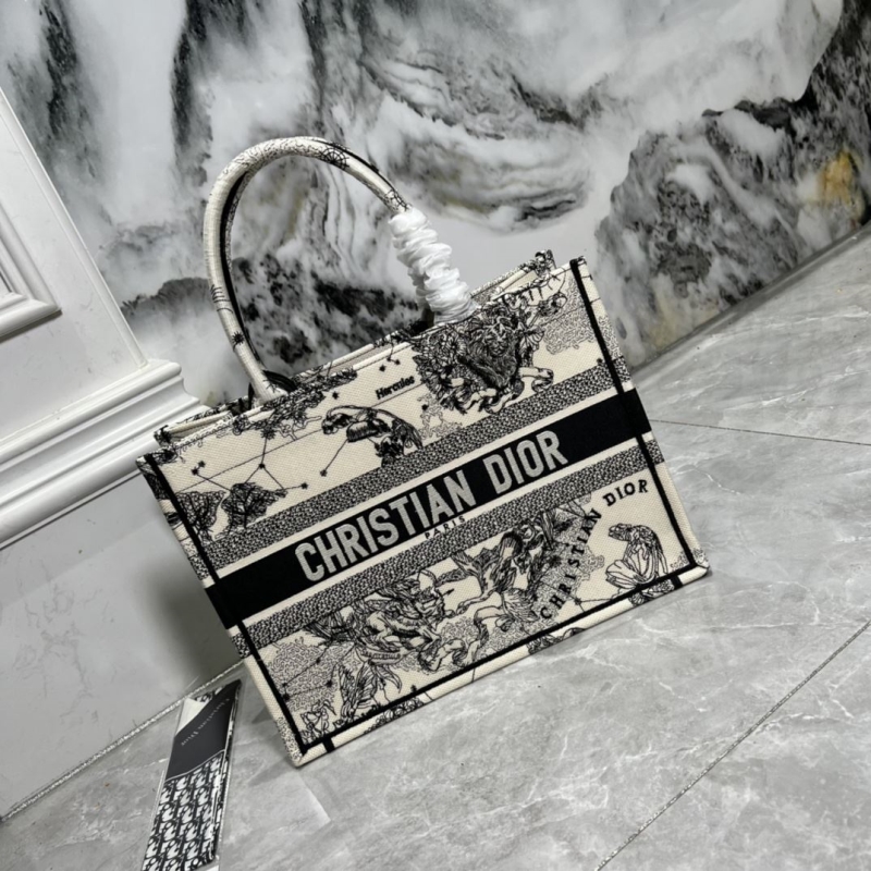 Dior Shopping Bags